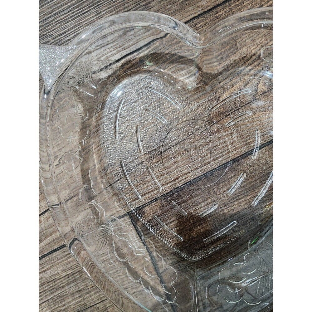 Vintage Safe Bake Heart Shape Glass PIE Dish Cupid Arrow Valentines Made In USA - Picture 3 of 7